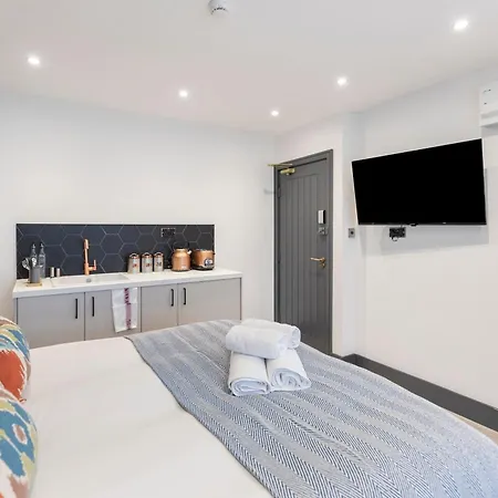 Cityscape Charm Vibrant Studio With Kitchenette Londres Exterior foto