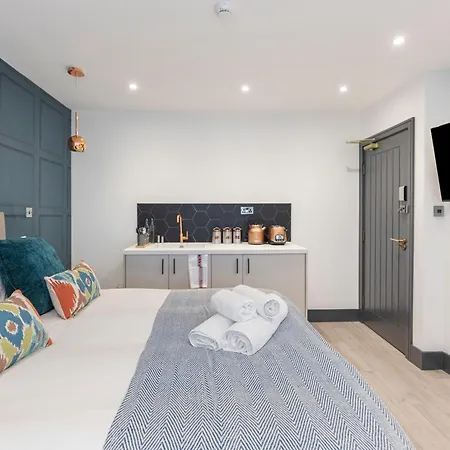 Cityscape Charm Vibrant Studio With Kitchenette Londres Exterior foto